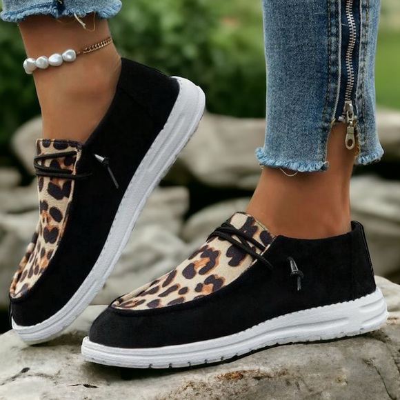 NWT Leopard Print lightweight shoe - Picture 1 of 4